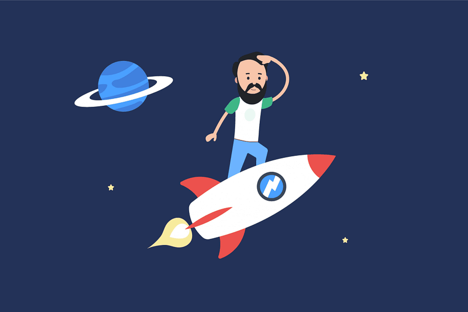 رجل مغامر بلحية، يرتدي قميصًا أخضر، يركب بفرح صاروخًا أحمر وأبيض مع حرف 'N' الأزرق على الجانب. إنه يحلق في الفضاء الأزرق الداكن المليء بالنجوم وكوكب بعيد. يمسك بيده الصاروخ بينما اليد الأخرى تلوح بحماس، مما يجسد إثارة استكشاف الفضاء.